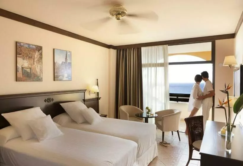 اتاق لوکس با چشم‌انداز دریا, Occidental Jandia Royal Level - Adults Only