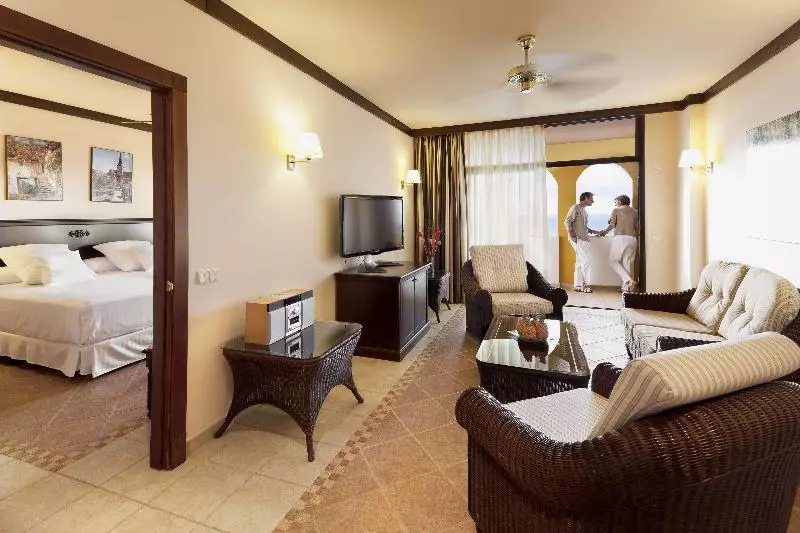 Deluxe Suite Sea View, Occidental Jandia Royal Level - Adults Only