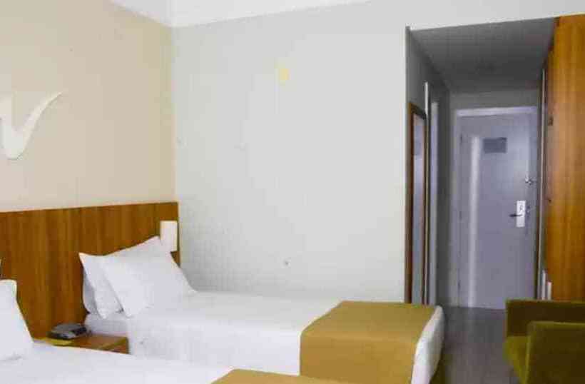 חדר סטנדרט לשלושה, Real Classic