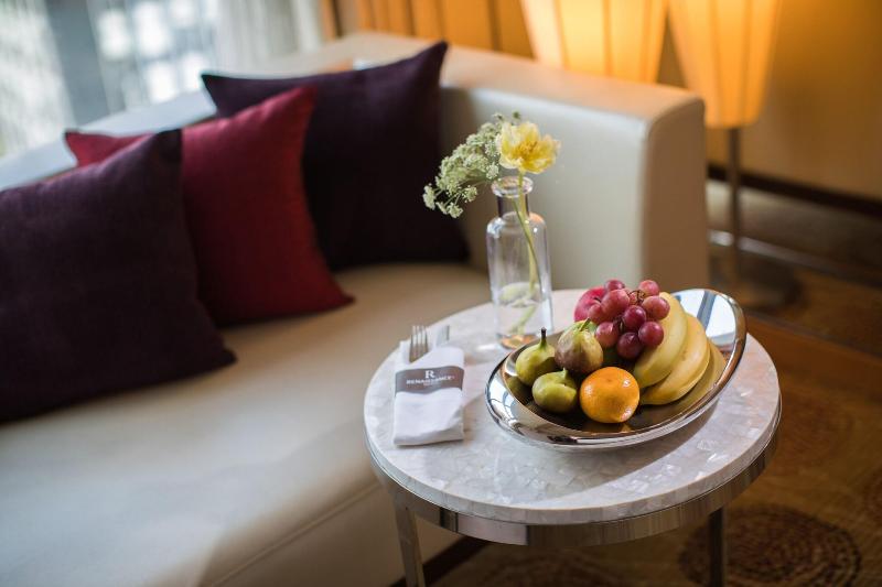 클럽 룸 킹침대, Renaissance Shanghai Putuo