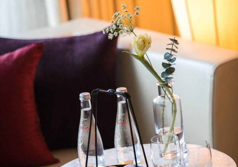 클럽 룸 킹침대, Renaissance Shanghai Putuo