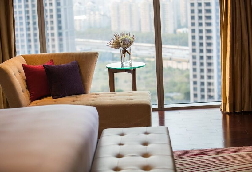 클럽 스위트, Renaissance Shanghai Putuo