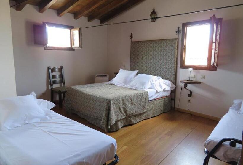 ファミリールーム, Palacio Rejadorada