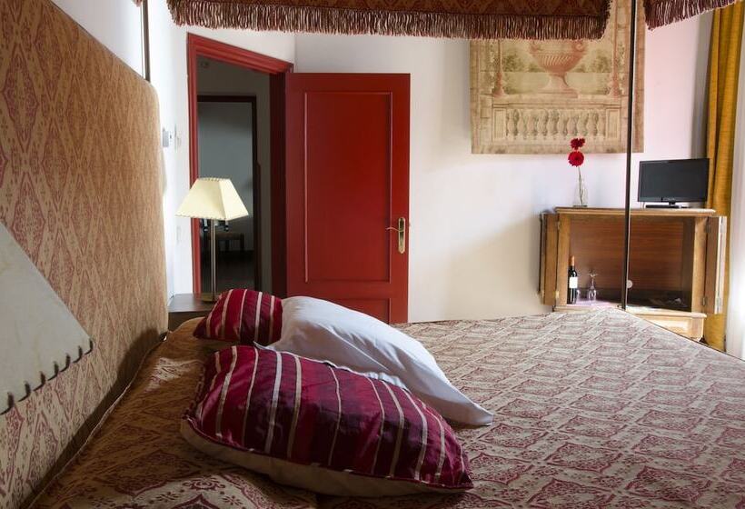 スーペリアールーム, Palacio Rejadorada