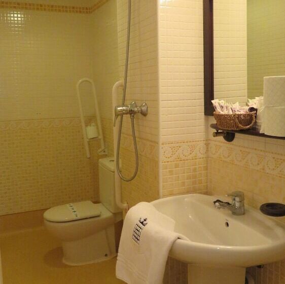 Habitación Familiar, Palacio Rejadorada