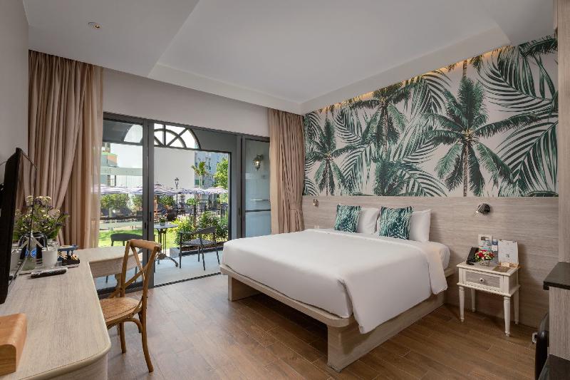 استودیو استاندارد با چشم‌انداز استخر, Sawaddi Patong Resort & Spa By Tolani   Sha Extra Plus