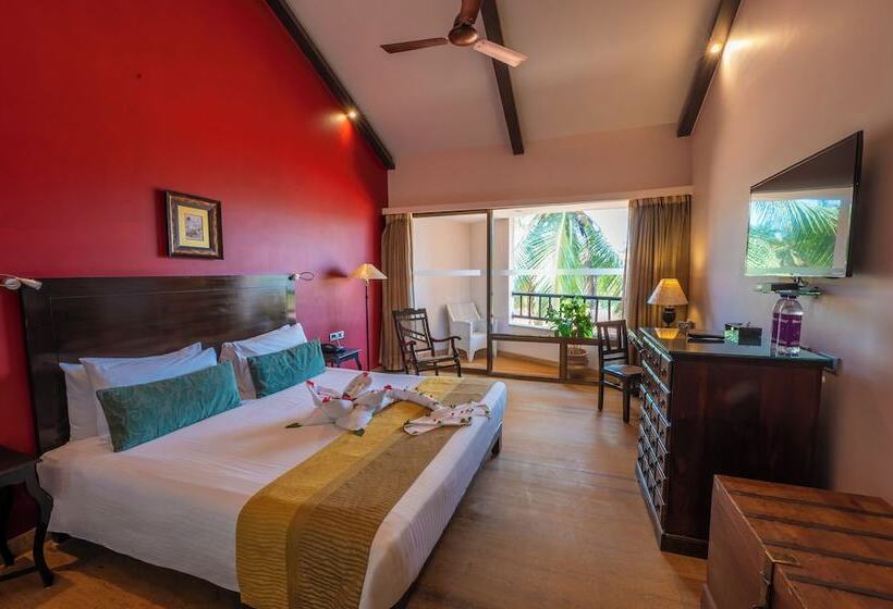 带大床的豪华间, O Hotel Goa, Candolim Beach