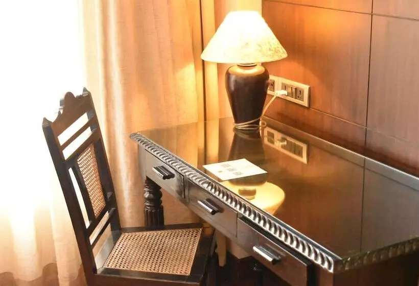 スタンダードインサイドビュールーム, O Hotel Goa, Candolim Beach