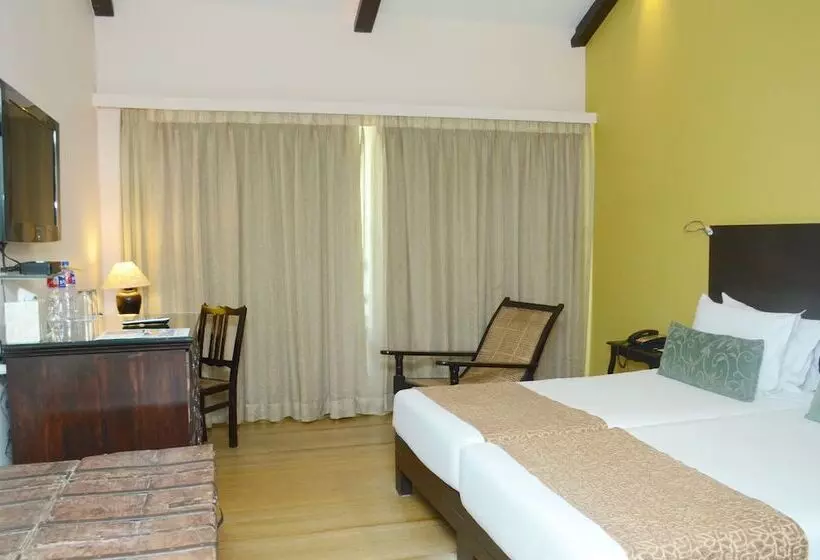スタンダードインサイドビュールーム, O Hotel Goa, Candolim Beach