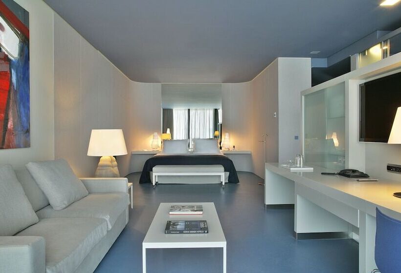 高级客房, The Oitavos