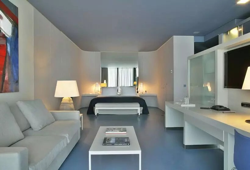 Premium-huone, The Oitavos