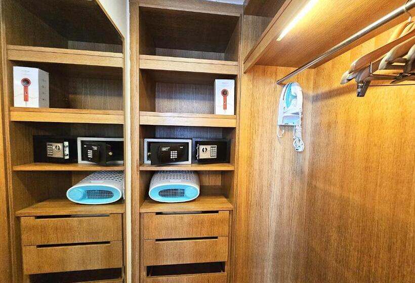 带大床的复式套间, Cormar Suites Serviced Apartment