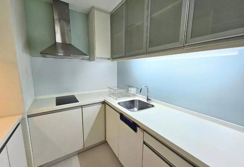 استودیو استاندارد با تخت کینگ, Cormar Suites Serviced Apartment