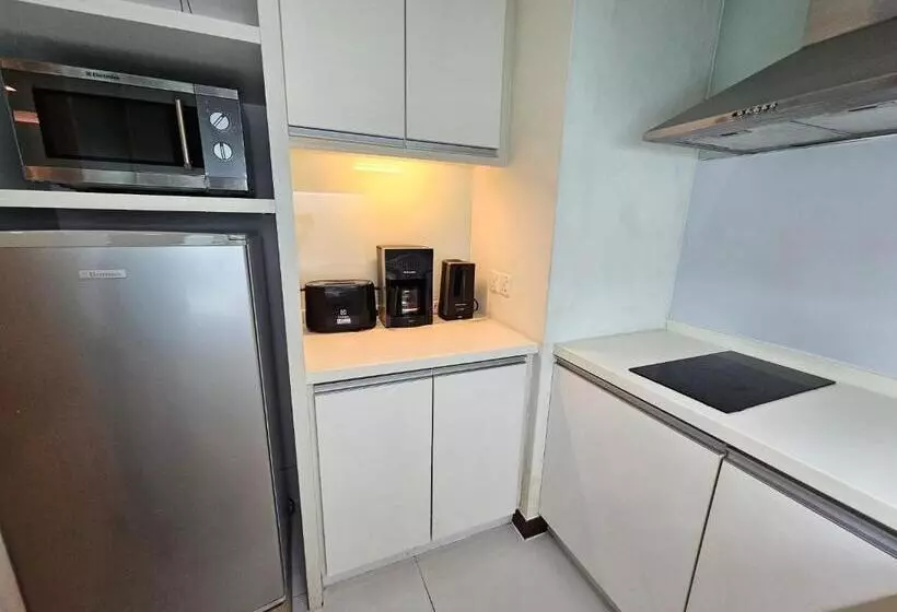 استودیو استاندارد با تخت کینگ, Cormar Suites Serviced Apartment
