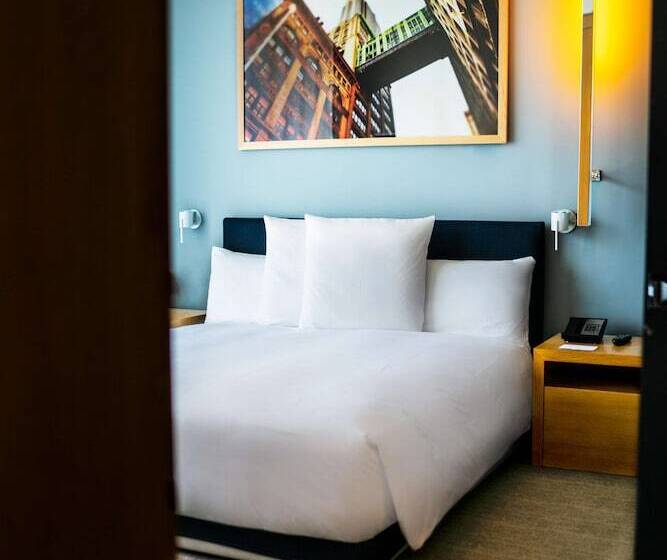اتاق لوکس با چشم‌انداز شهر, Andaz 5th Avenue, By Hyatt
