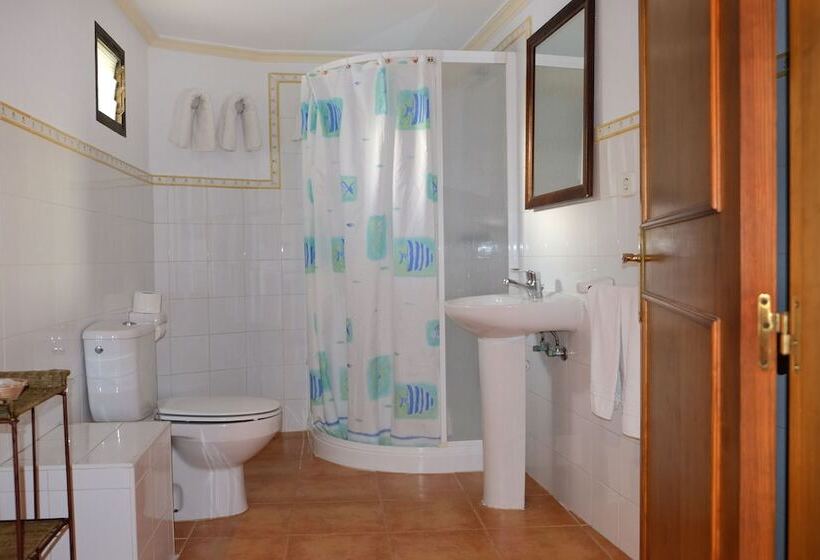 スタンダードルーム, Bell Port