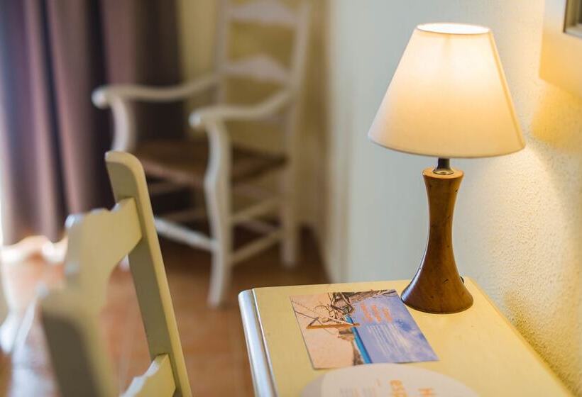 スタンダードルーム, Bell Port