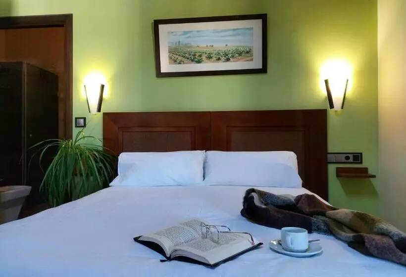 スーペリアールーム, Enoturismo Mainetes