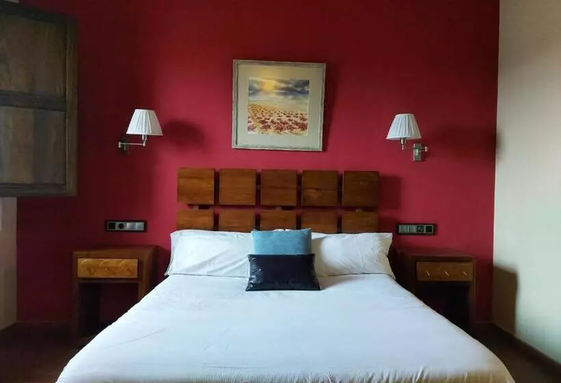 スーペリアールーム, Enoturismo Mainetes