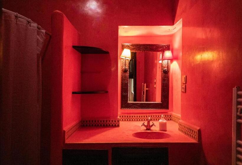 اتاق لوکس سه تخته, Equity Point Marrakech