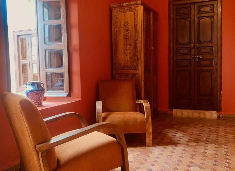 اتاق لوکس, Equity Point Marrakech