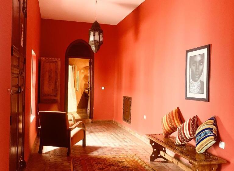 اتاق لوکس, Equity Point Marrakech