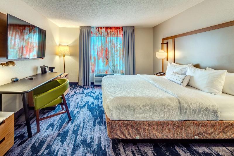 キングサイズベッドのスタンダードルーム, Fairfield By Marriott At Lakewood Ranch   Sarasota