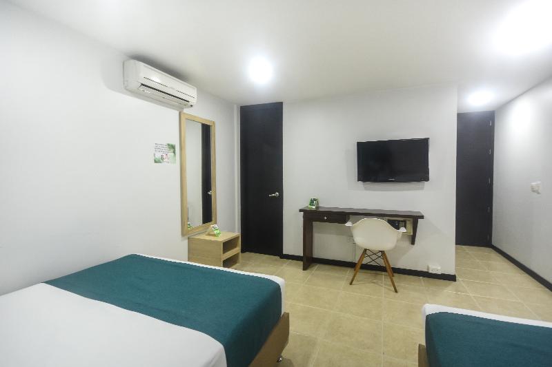 Номер Стандарт, Greenview Medellin By St Hoteles