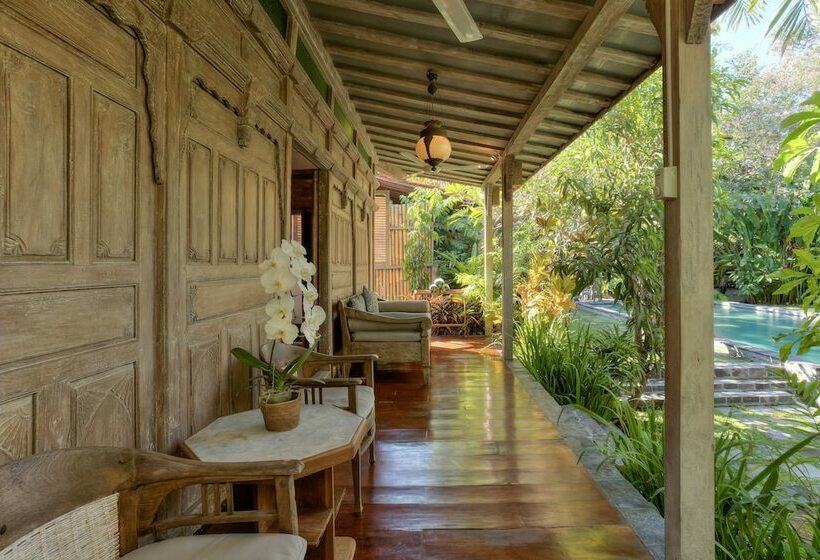 וילה בת חדר שינה 1, Kampung Kecil