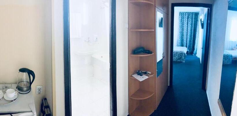 Superior-huone, Kozatskiy