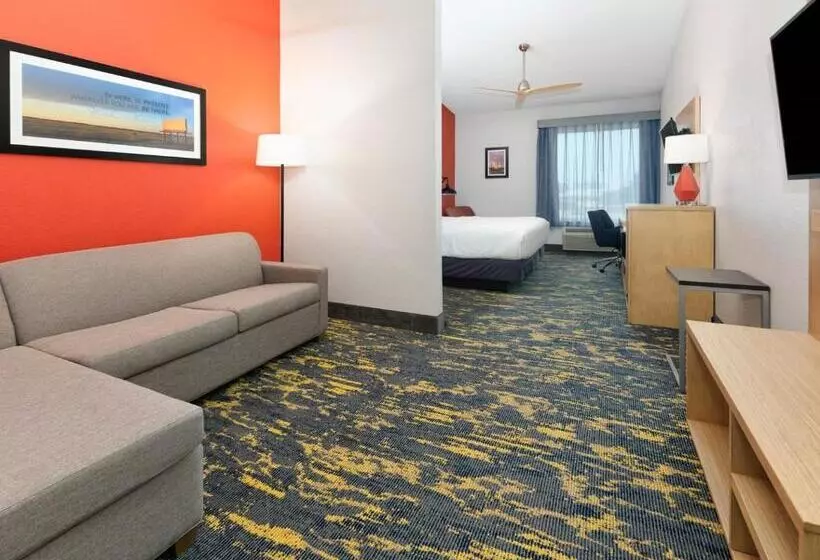 اتاق اجرایی, La Quinta By Wyndham Dallas   Las Colinas