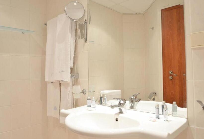 标准间, Laguna Mare