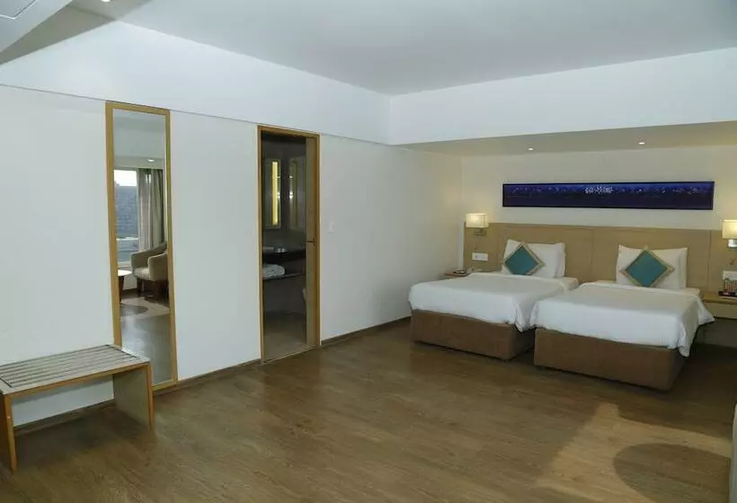 デラックスルーム, Sarovar Portico Rivera Ahmedabad