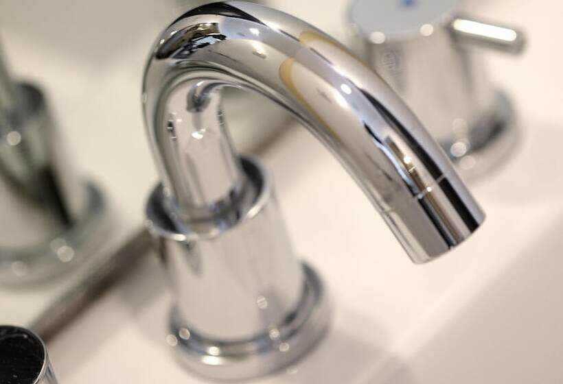 غرفة ديلوكس, Santika Makassar