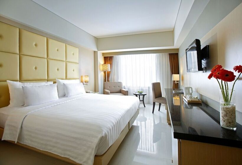 غرفة ديلوكس, Santika Makassar