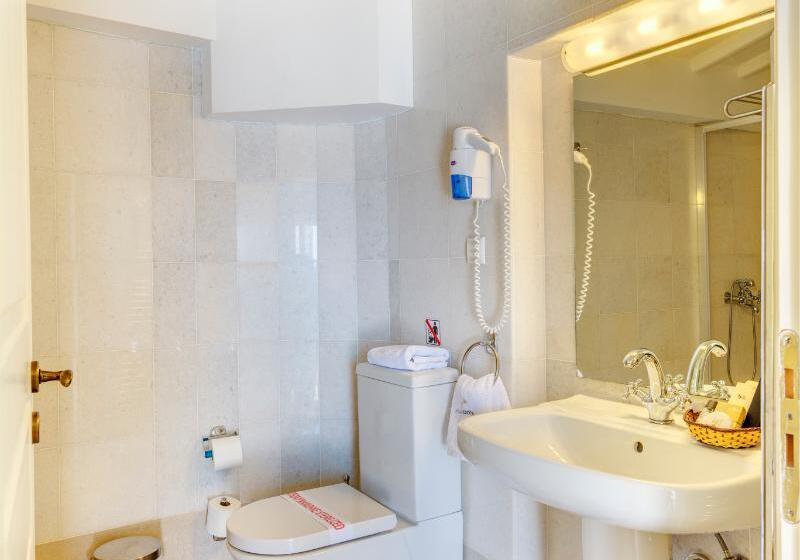 Номер Deluxe Кровать Кинг, Santika Makassar