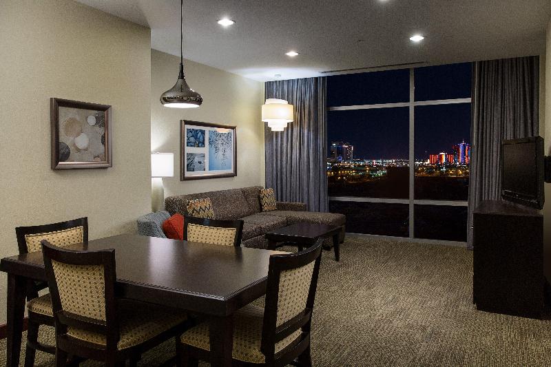 带大床的套房, Staybridge Suites Las Vegas   Stadium District