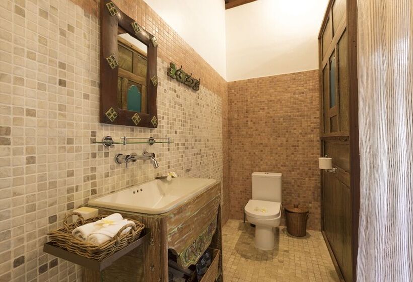 וילה בת 2 חדרי שינה, Kampung Kecil