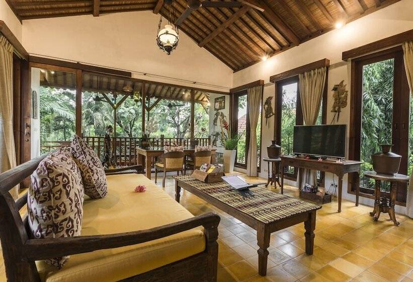 וילה בת 2 חדרי שינה, Kampung Kecil