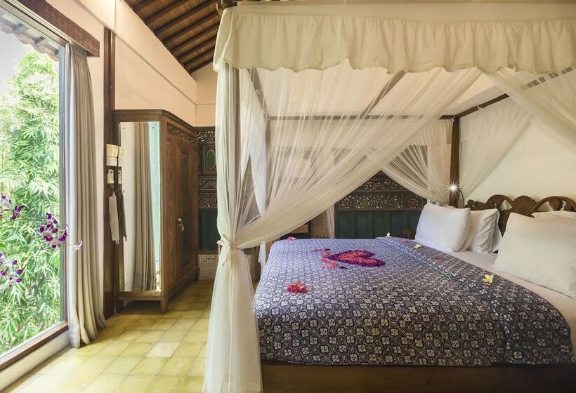 וילה בת 2 חדרי שינה, Kampung Kecil