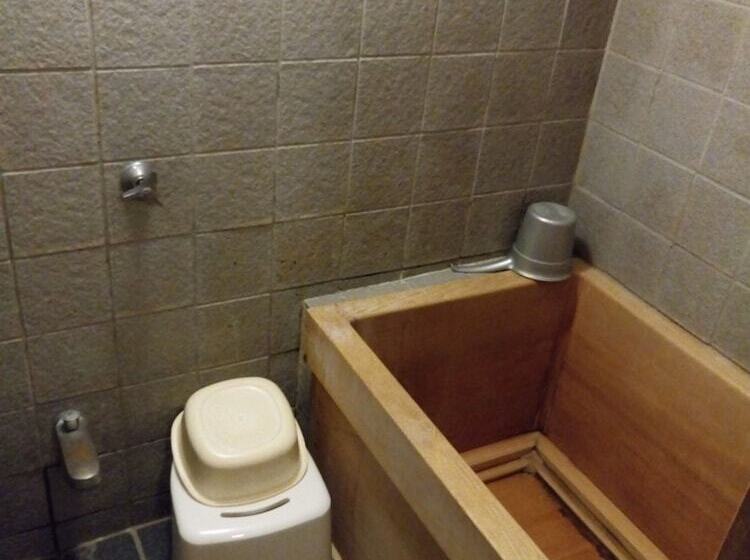 غرفة قياسية, Edoya