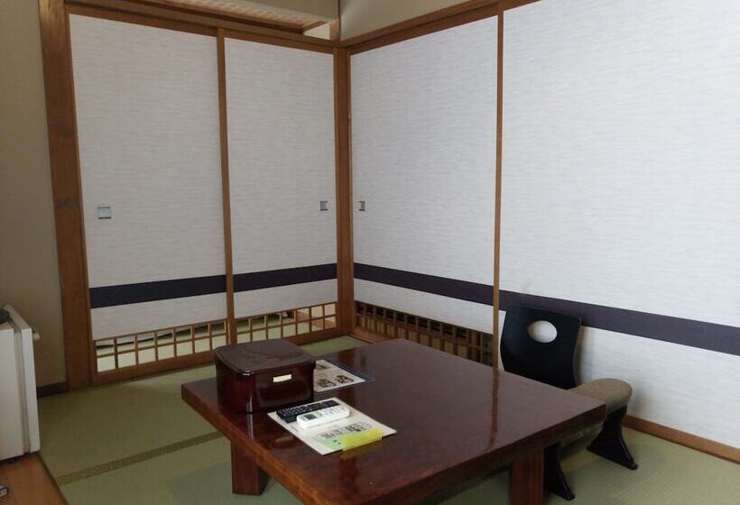 غرفة ديلوكس, Edoya