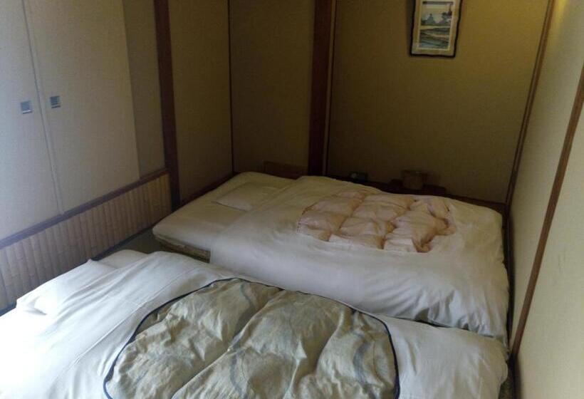 غرفة ديلوكس, Edoya