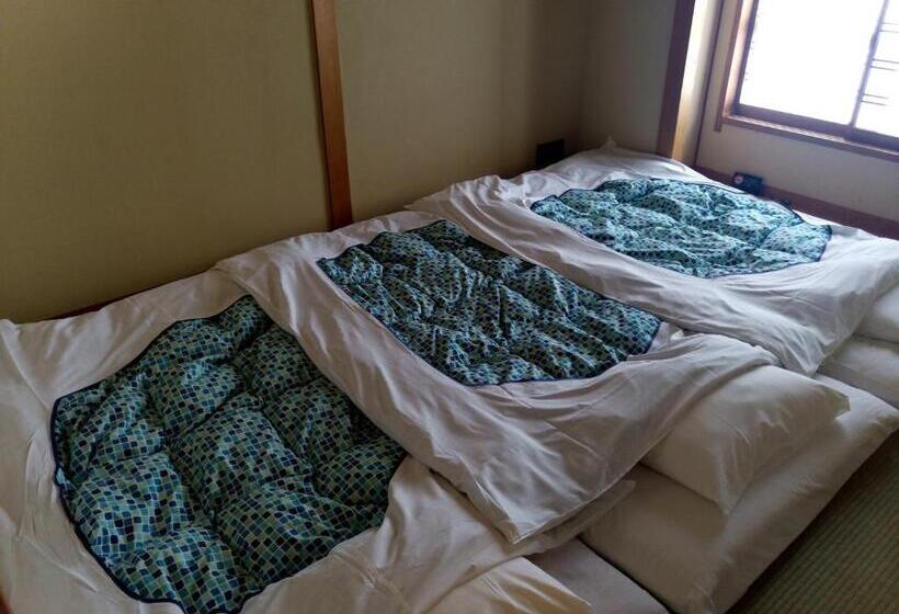 غرفة قياسية ثلاثية, Edoya