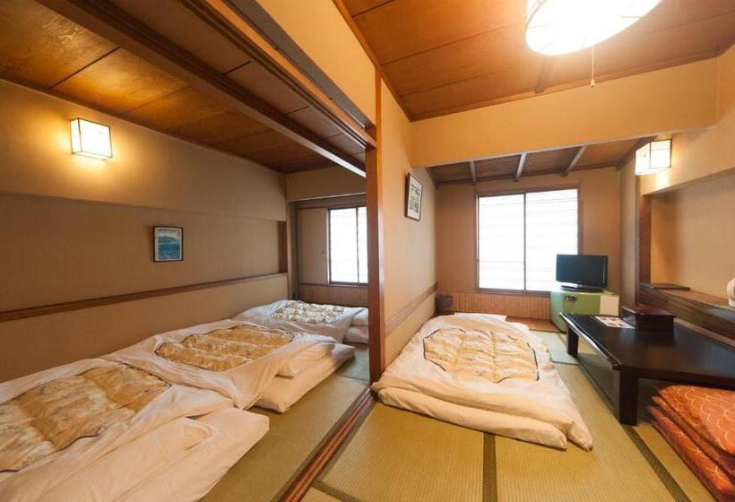 غرفة قياسية رباعية, Edoya