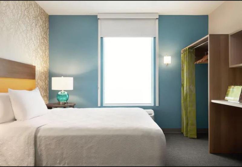 غرفة قياسية رباعية, Edoya