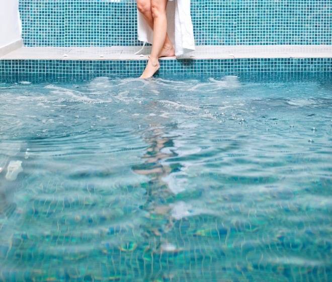 جناح جونيور مزوَّد بجاكوزي, Astro Palace Hotel & Suites