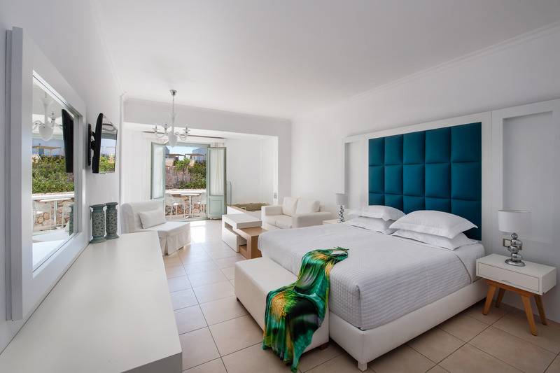 جناح جونيور مزوَّد بجاكوزي, Astro Palace Hotel & Suites