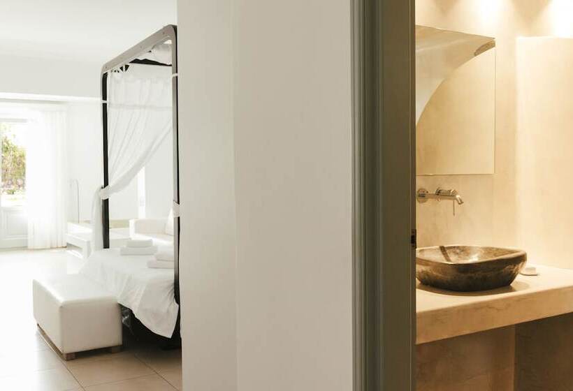 جناح جونيور مزوَّد بجاكوزي, Astro Palace Hotel & Suites