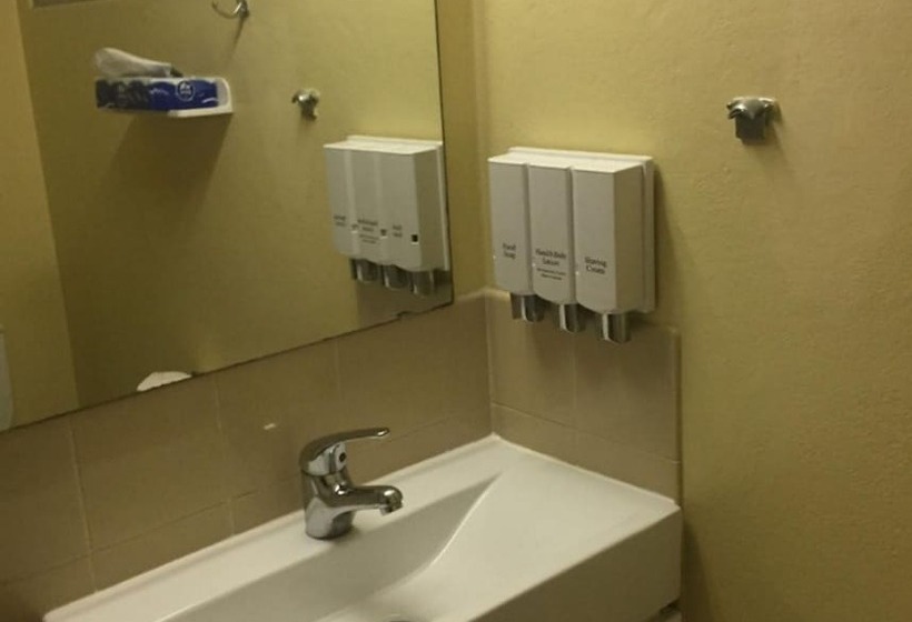 四人标准间, Bentleigh Motor Inn